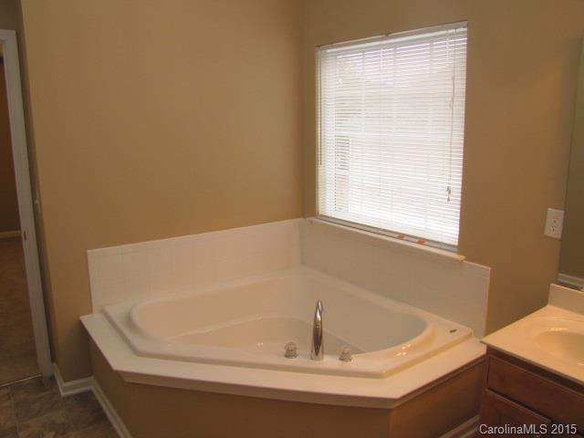 Highland Creek - Residential Lease