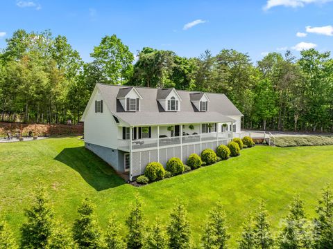 642 Bull Creek Road Mars Hill NC 28754