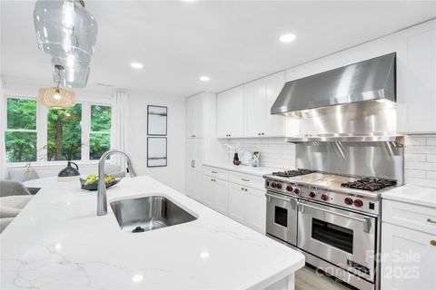 9826 Meringue Place Charlotte NC 28270