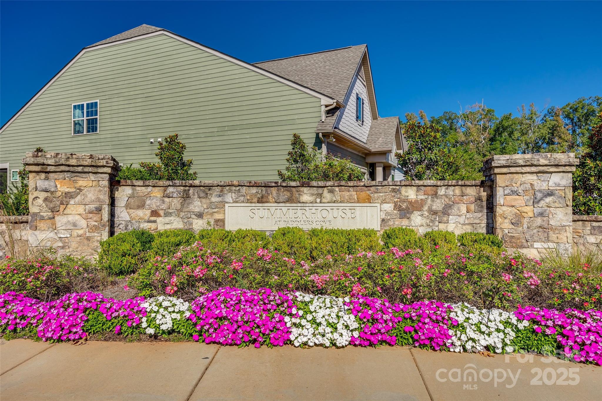 Summerhouse at Paddlers Cove - Residential