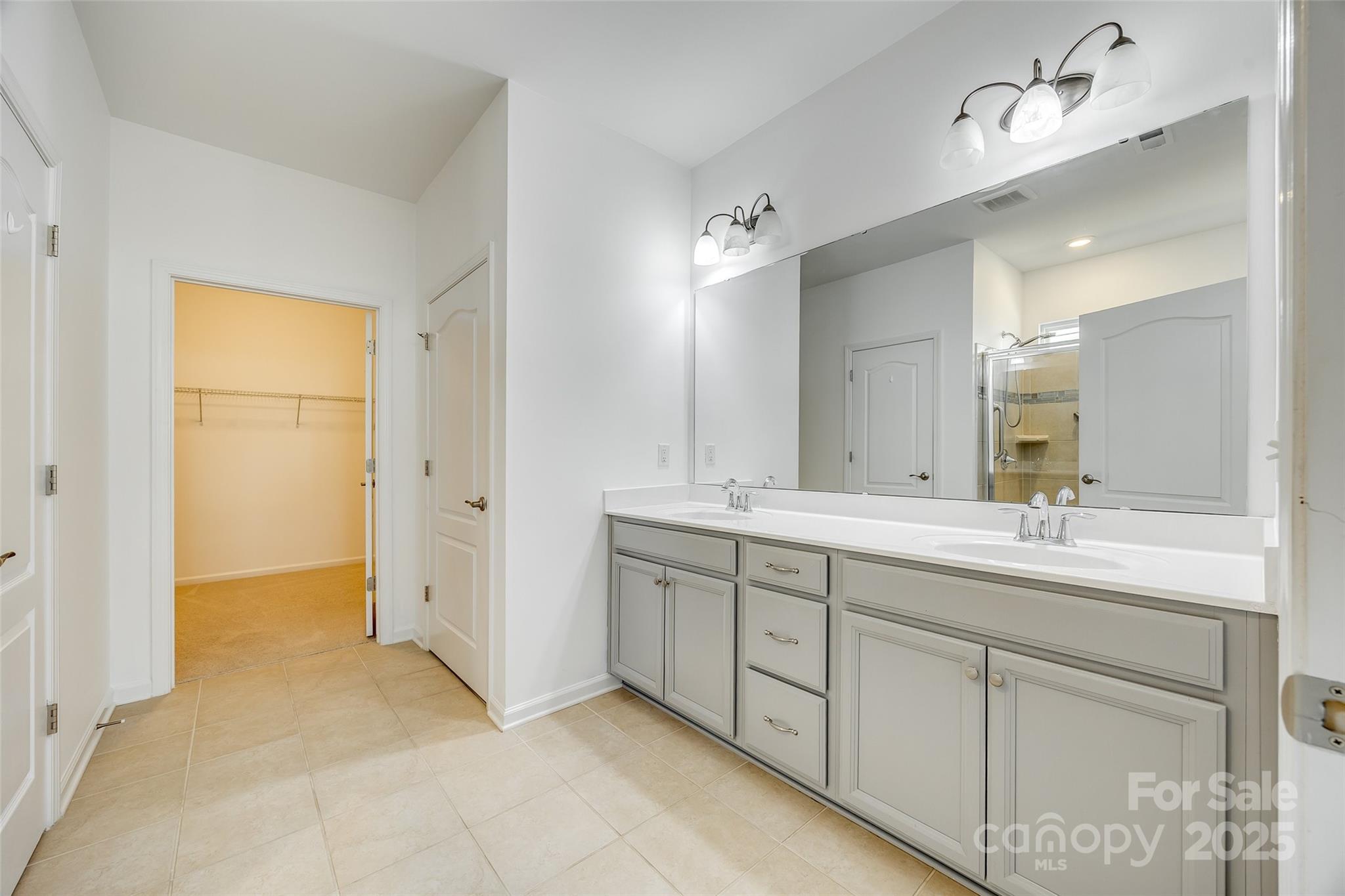 Summerhouse at Paddlers Cove - Residential