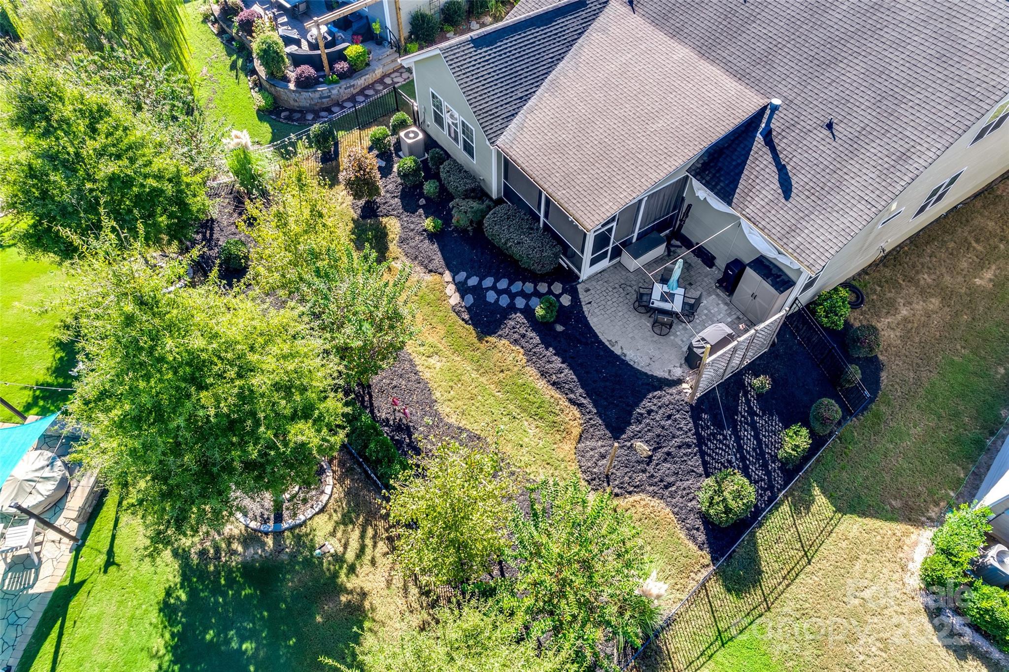 Summerhouse at Paddlers Cove - Residential