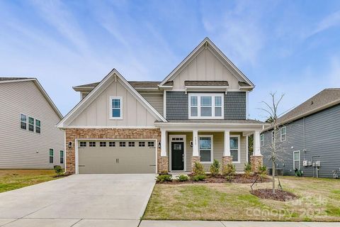 5635 Agora Court Lancaster SC 29720