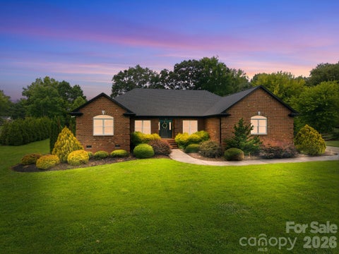 Photo of 4122 Amarillo Drive SW, Concord, NC 28027 (MLS # 4404191)