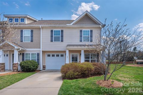 22 Barnett Shoals Drive Weaverville NC 28787