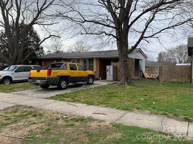 709 WOODCOCK Drive LO: 14 BL:2