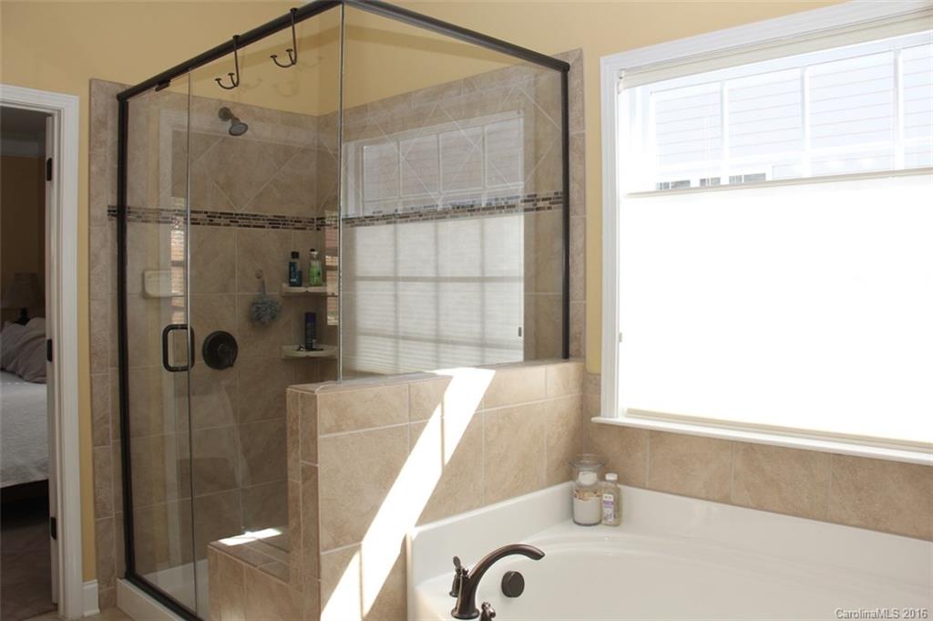 Lake Ridge - Residential