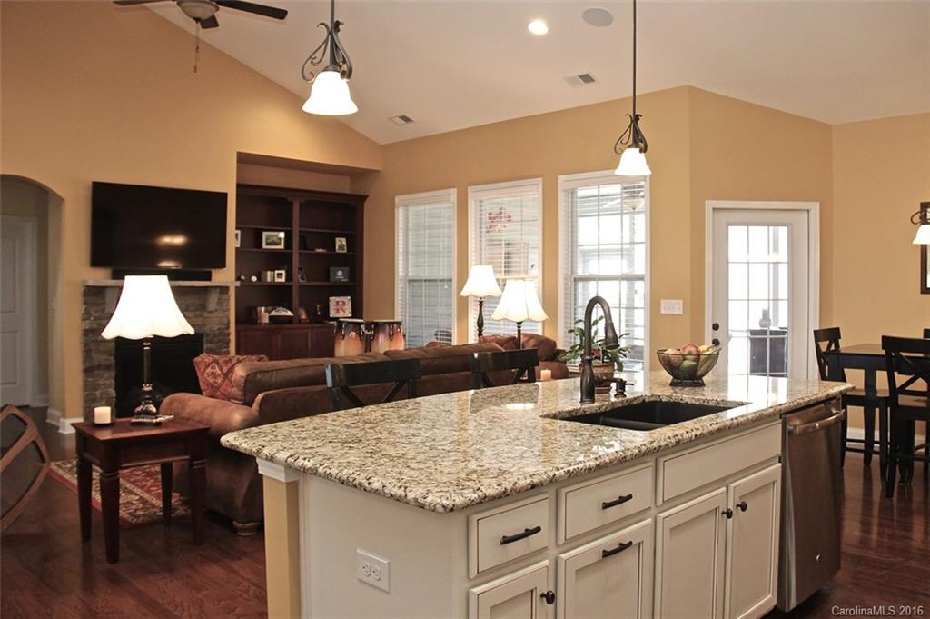 Lake Ridge - Residential