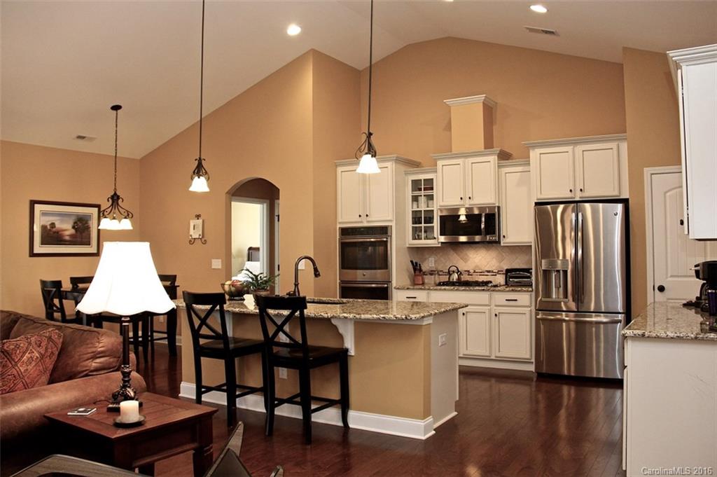 Lake Ridge - Residential