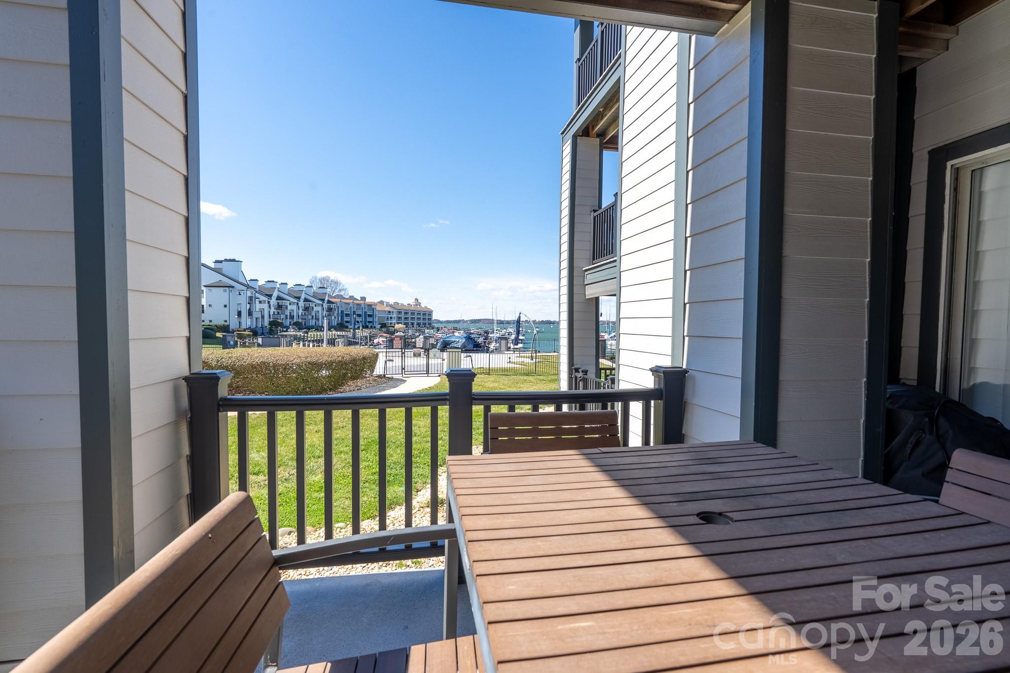 Vineyard Point - Residential