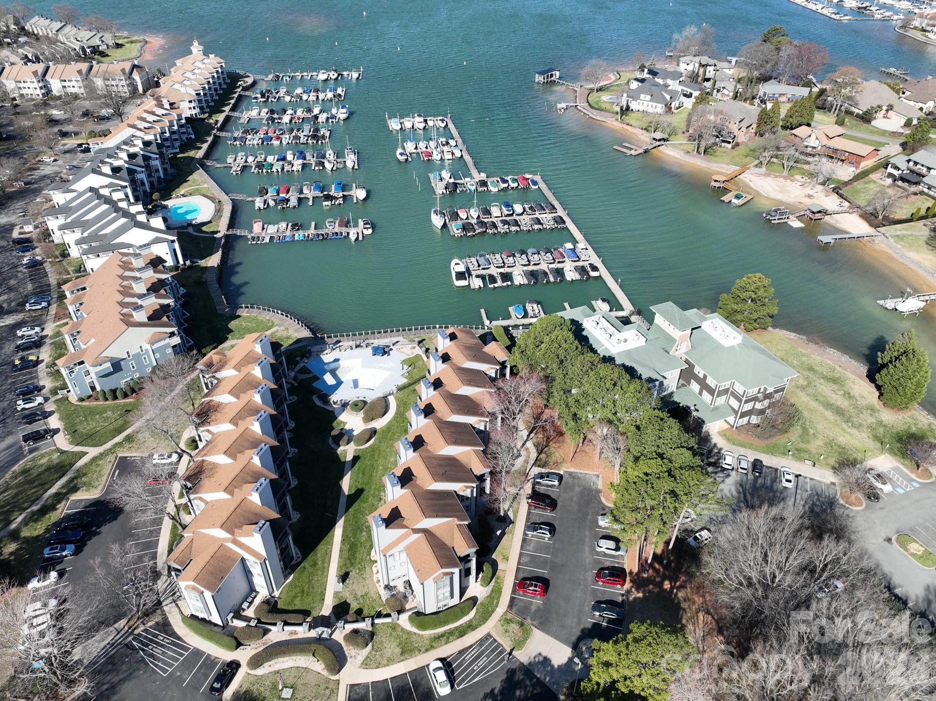 Vineyard Point - Residential