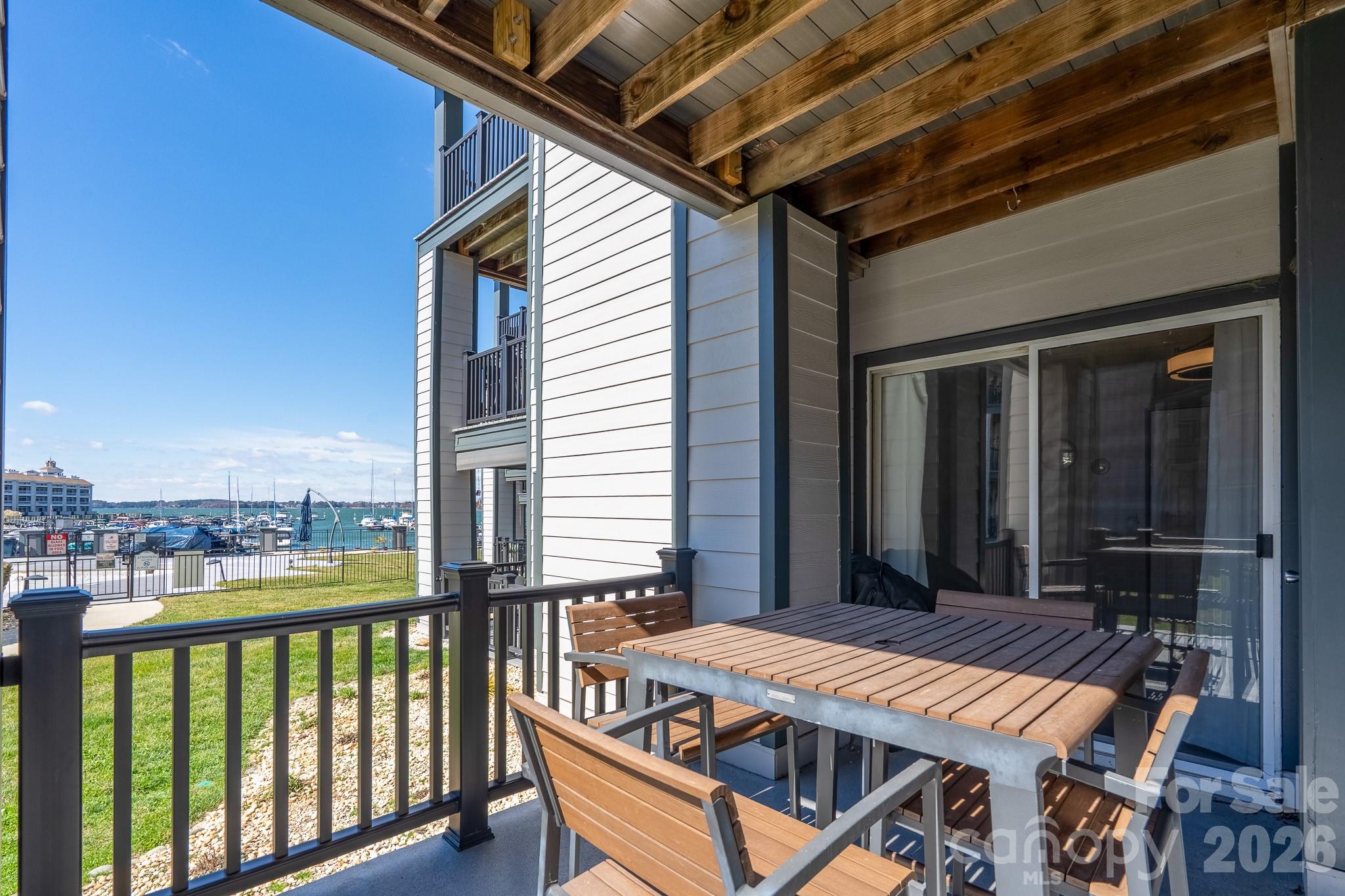 Vineyard Point - Residential