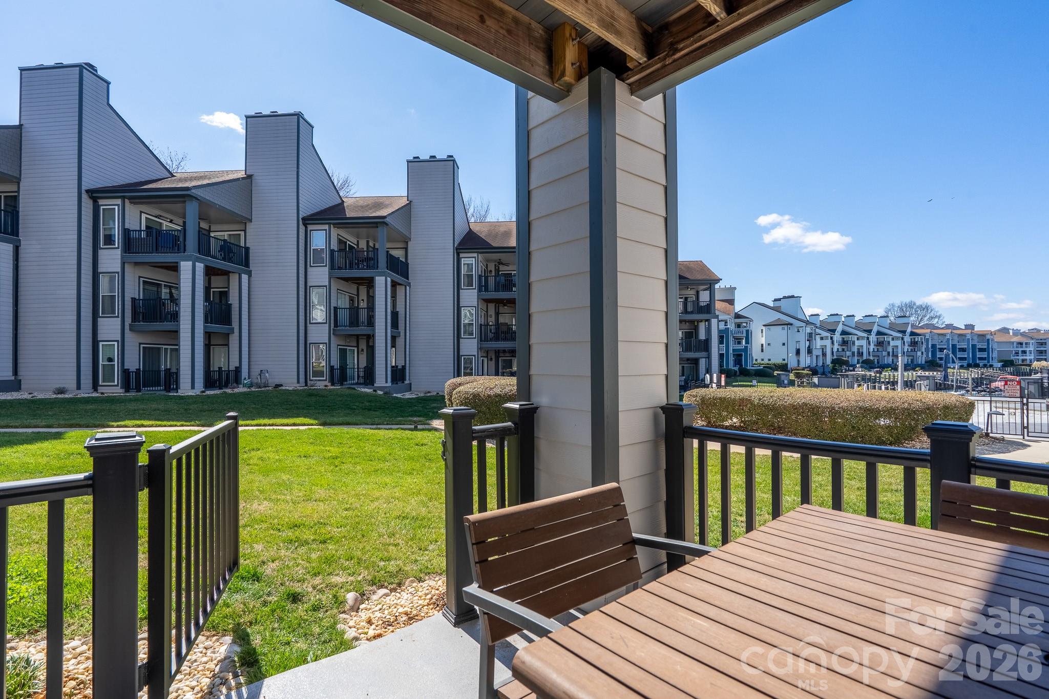 Vineyard Point - Residential