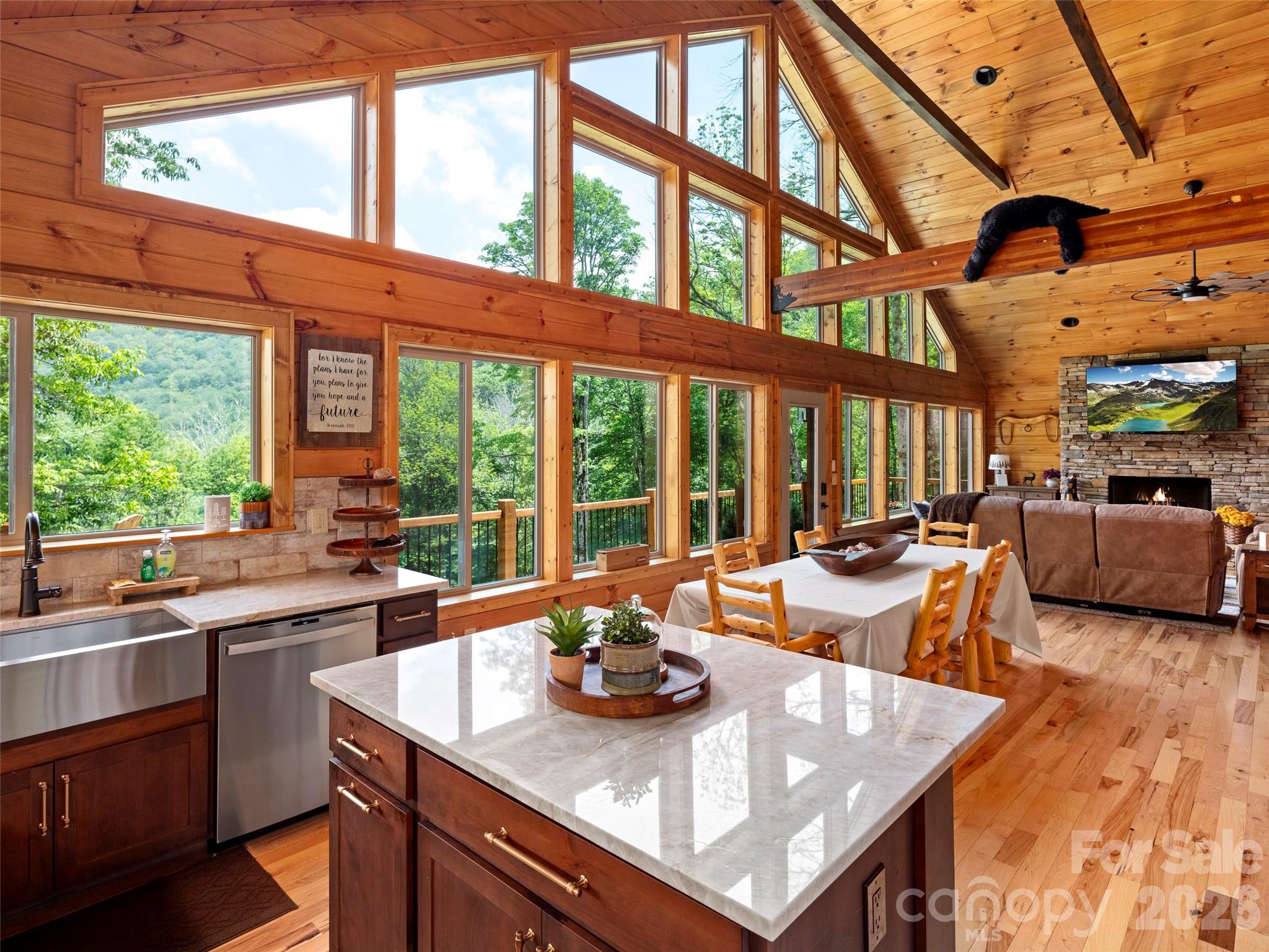 Carolina Log Homes - Residential