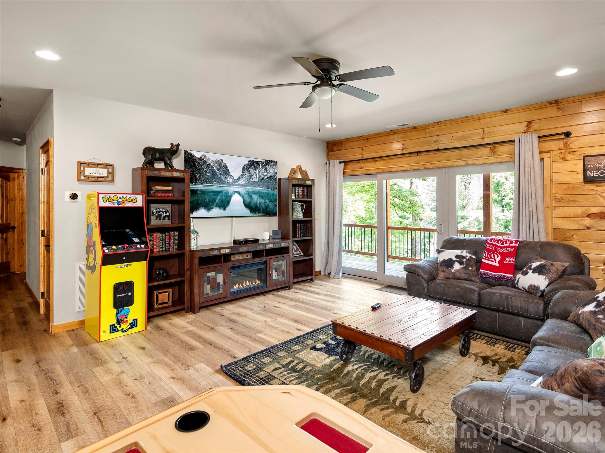 Carolina Log Homes - Residential