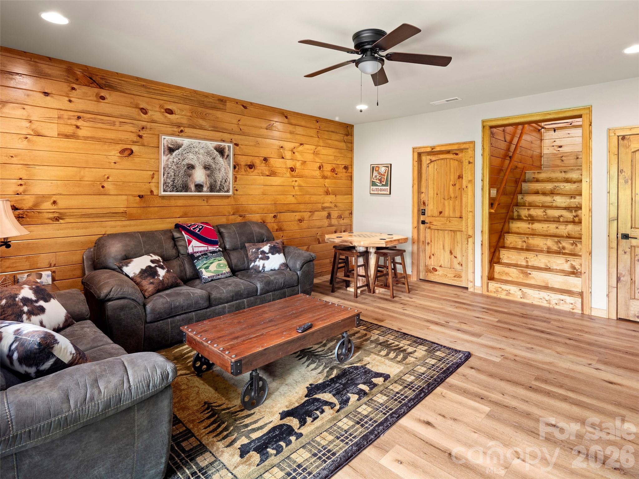 Carolina Log Homes - Residential