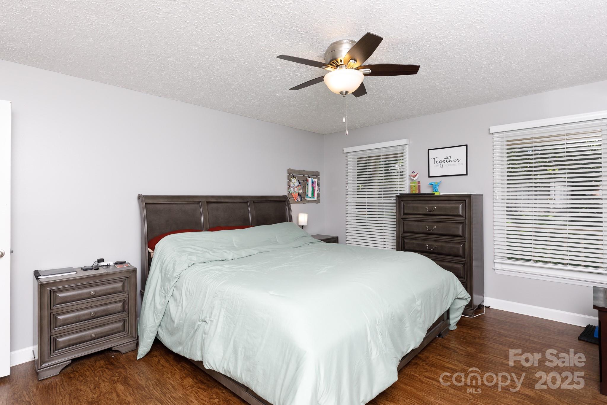 Sunset Circle - Residential