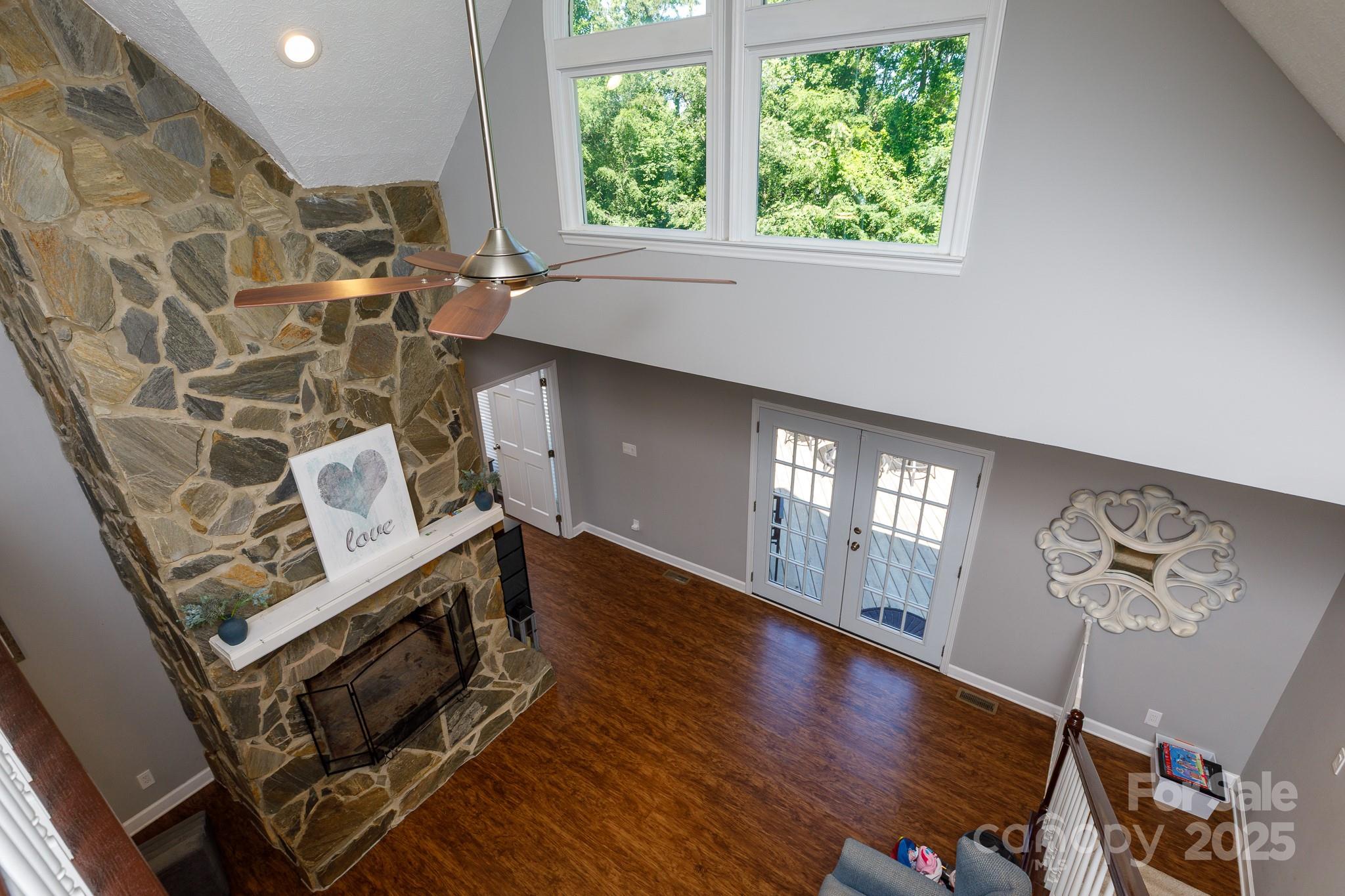 Sunset Circle - Residential