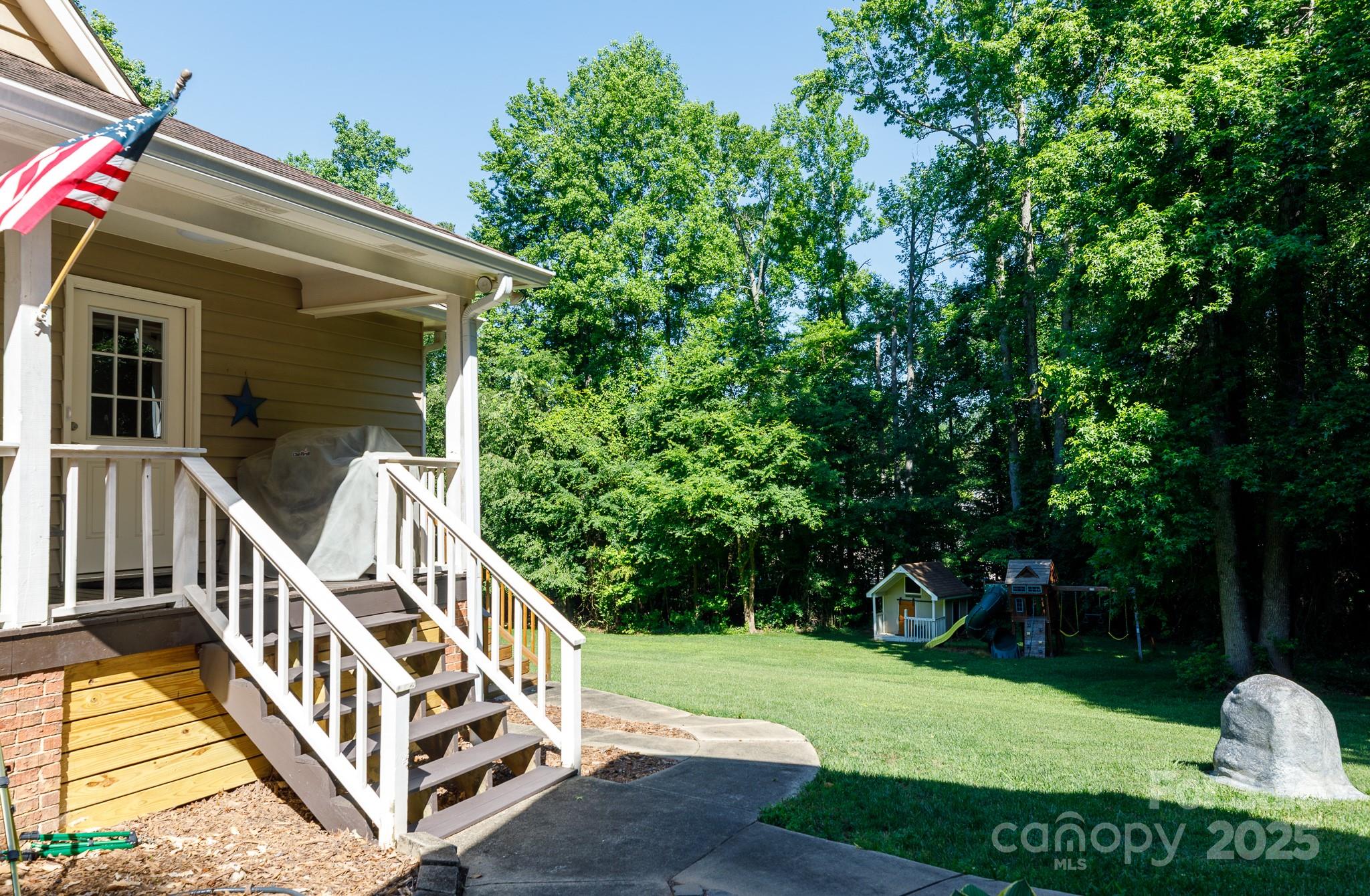 Sunset Circle - Residential