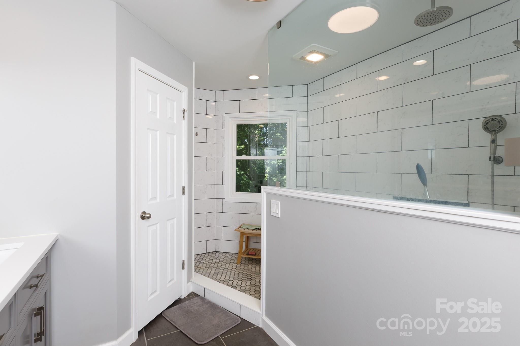 Sunset Circle - Residential