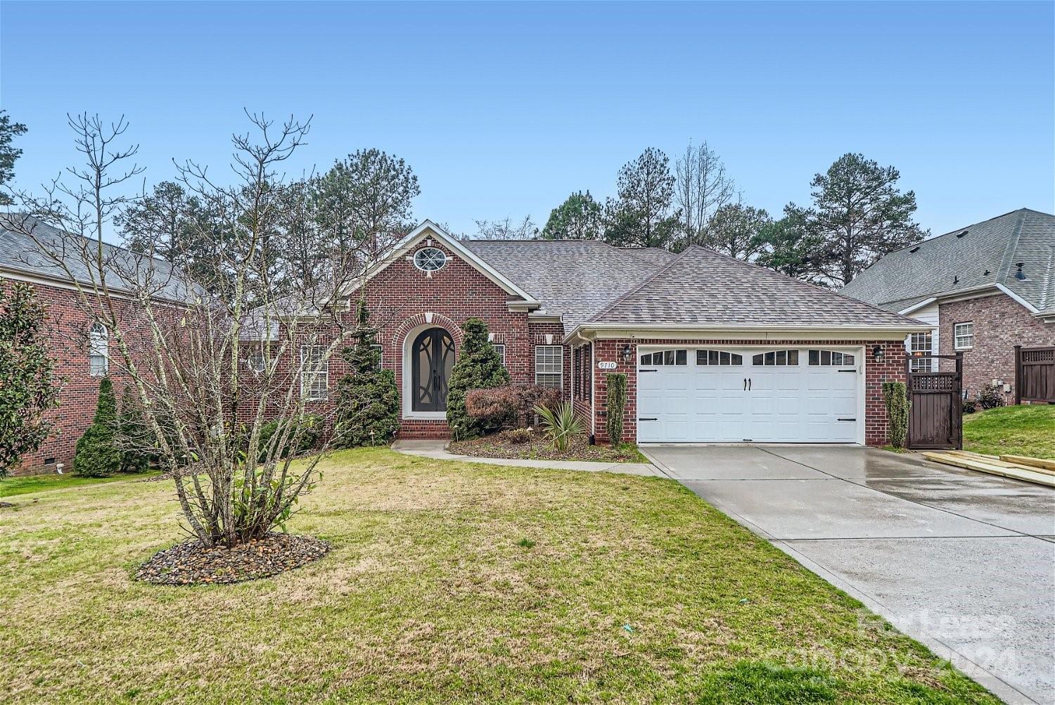 Photo 1 of 28 — 9710 Cockerham Lane, Huntersville, NC 28078