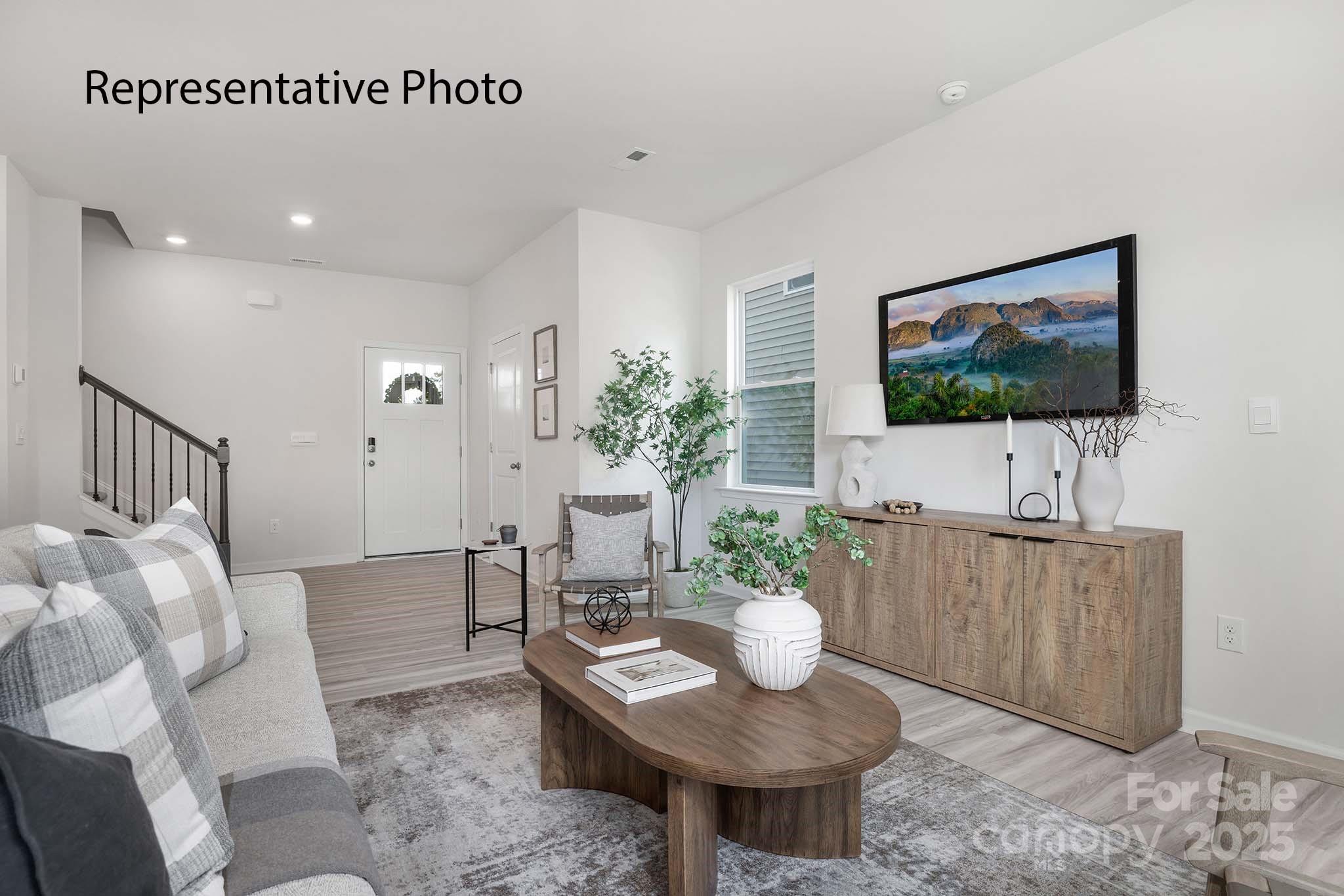 1051 20th Avenue Loop SE