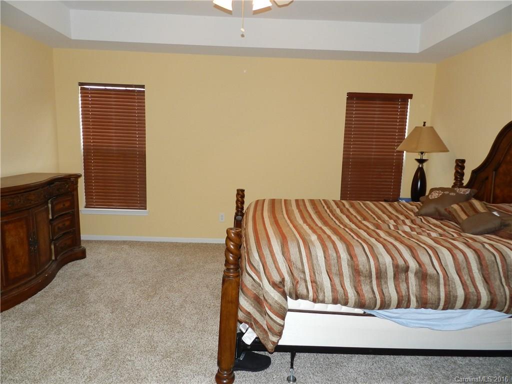 Hallmark Glen - Residential