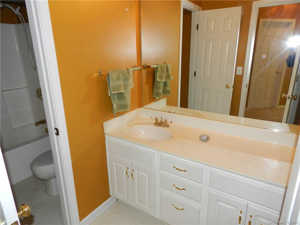 Hallmark Glen - Residential