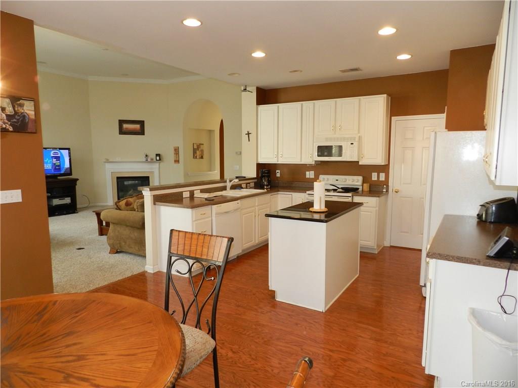 Hallmark Glen - Residential