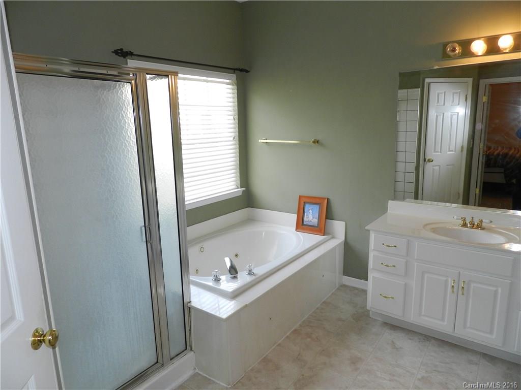 Hallmark Glen - Residential