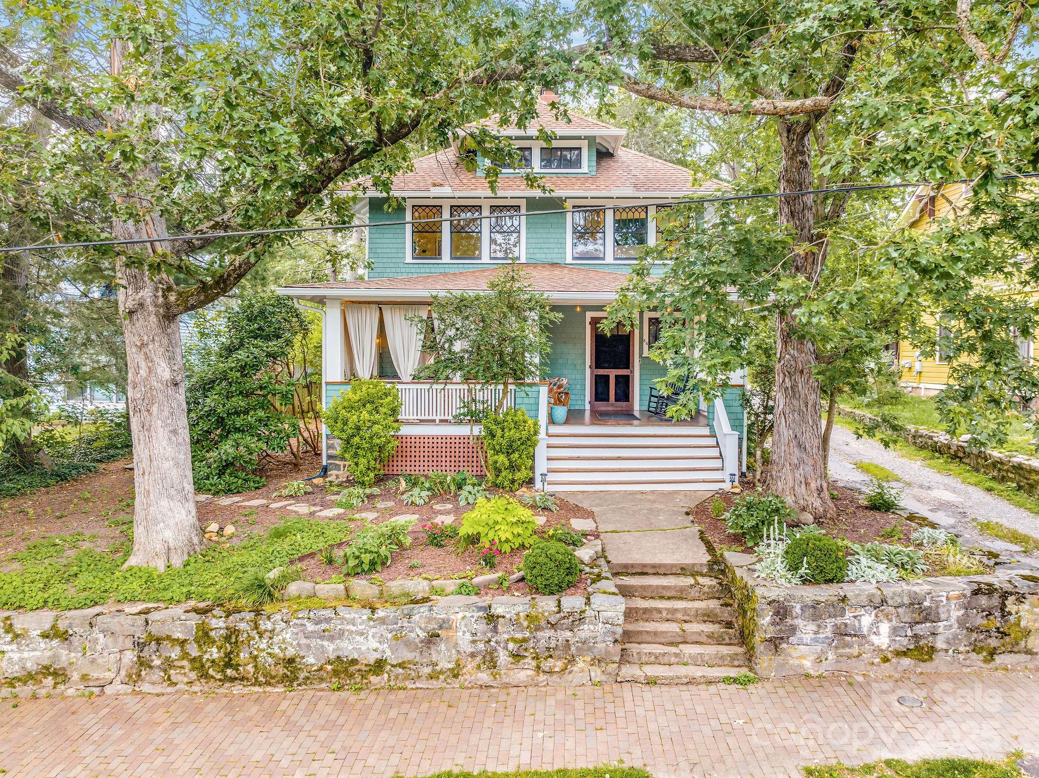 84 Elizabeth Street