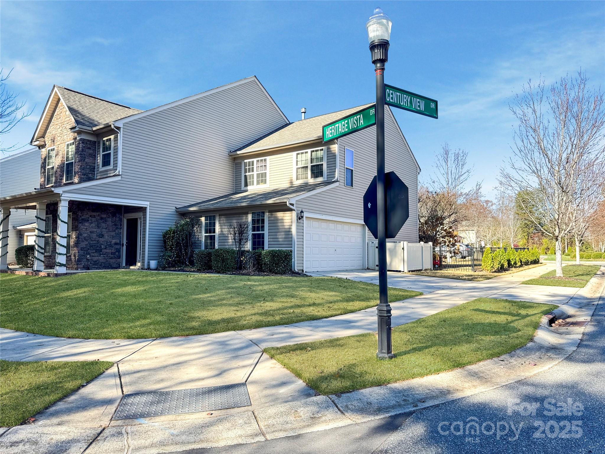 12835 Heritage Vista Drive