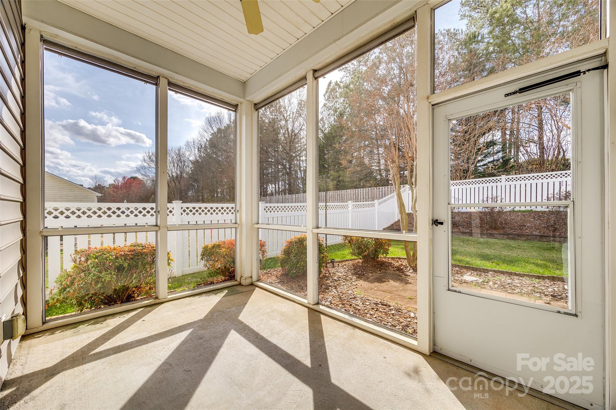 Ridge Pointe - Residential