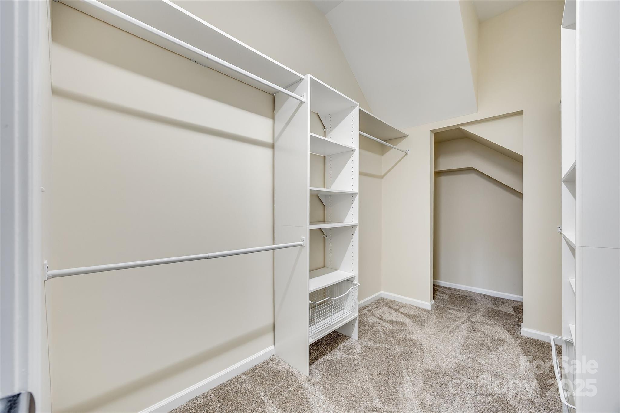 Ridge Pointe - Residential