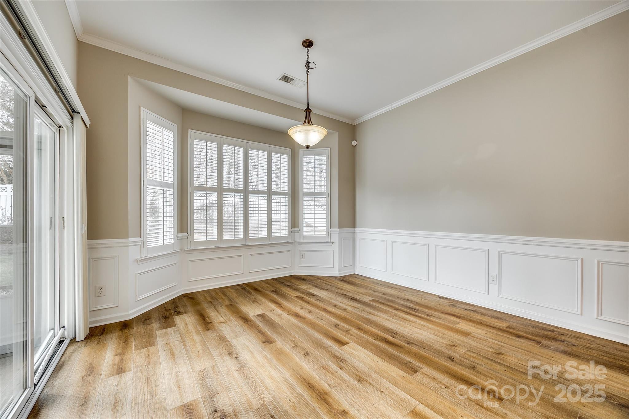 Ridge Pointe - Residential