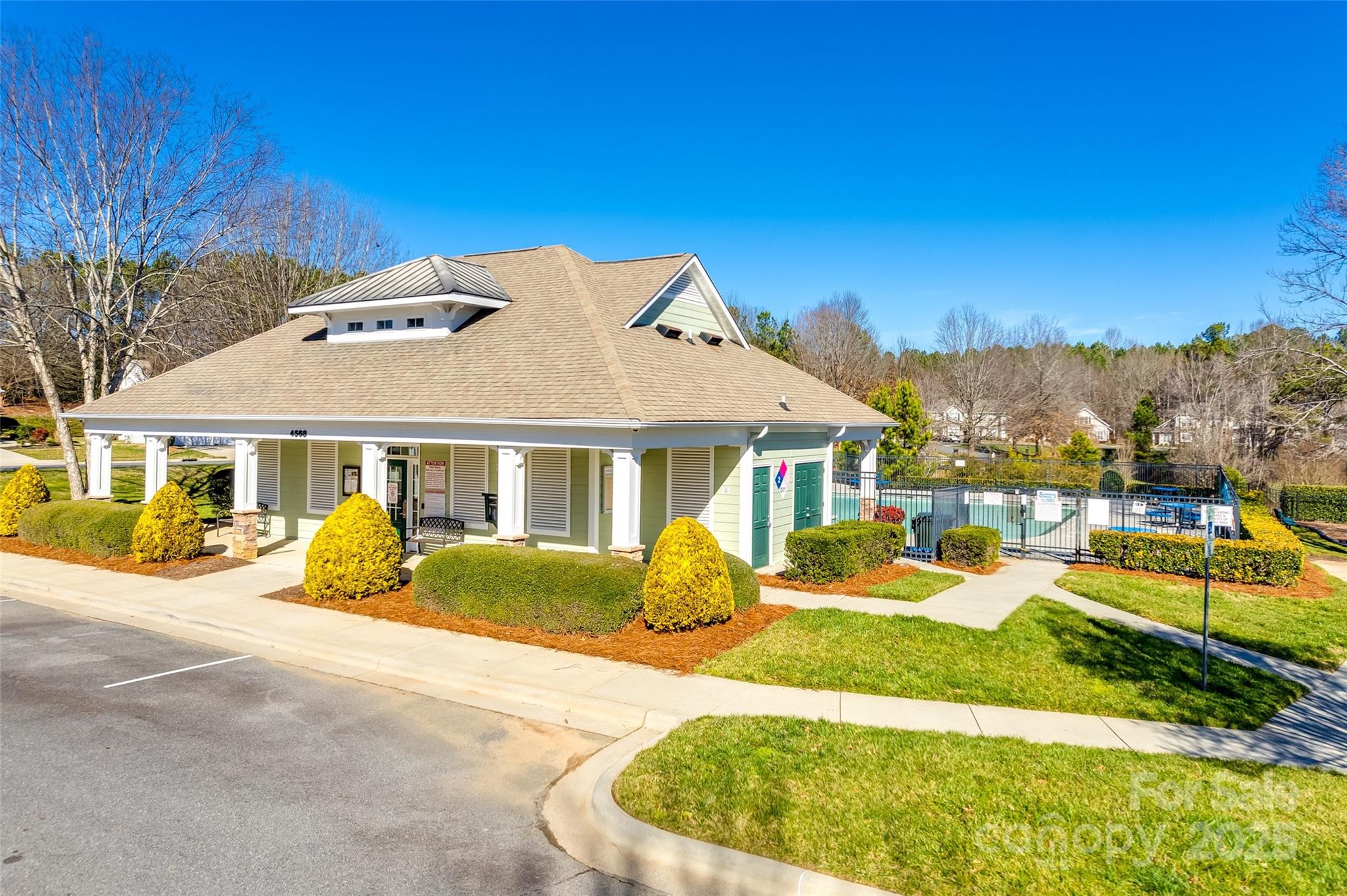 Ridge Pointe - Residential