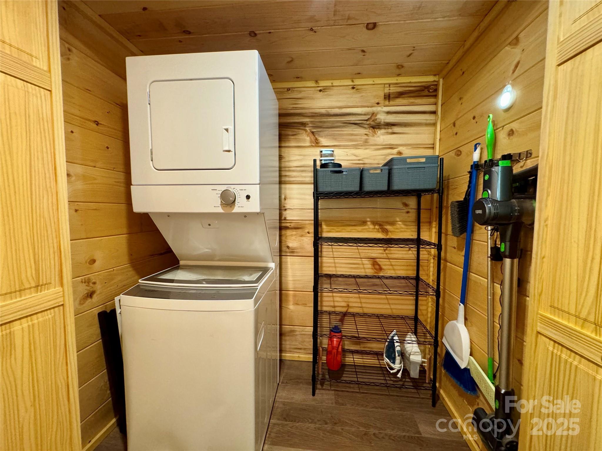 Indian Head Acres - Residential