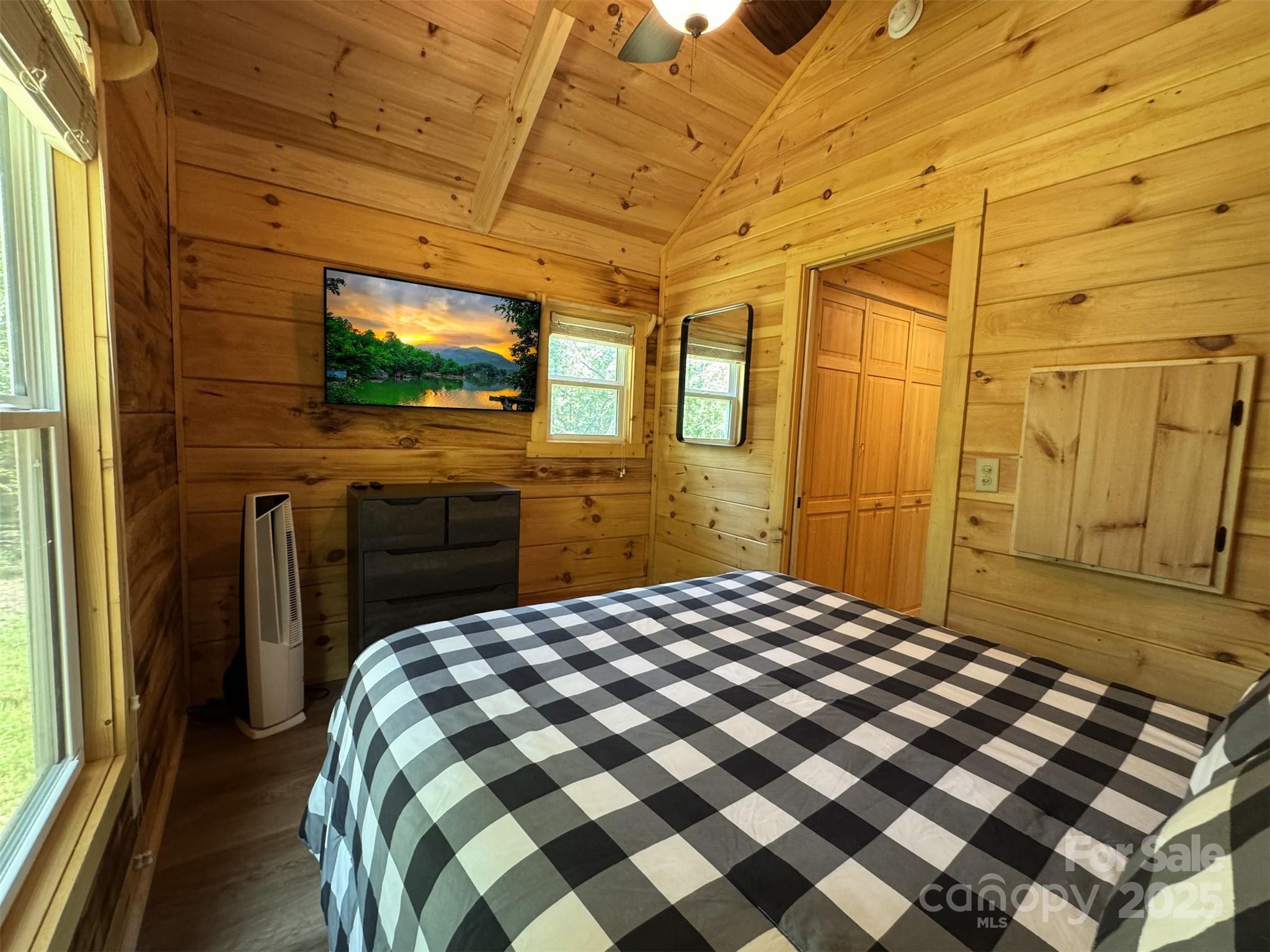 Indian Head Acres - Residential