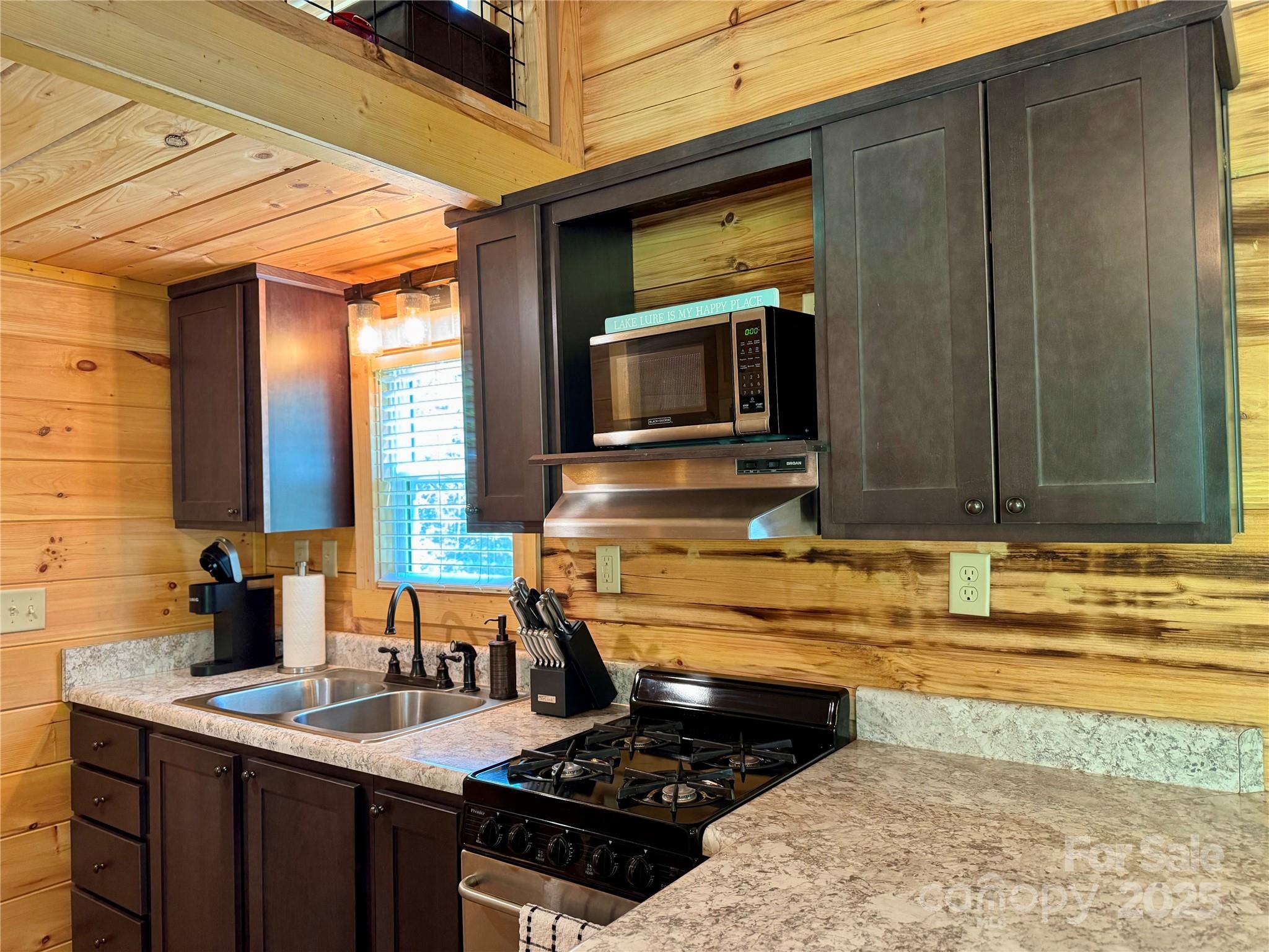 Indian Head Acres - Residential