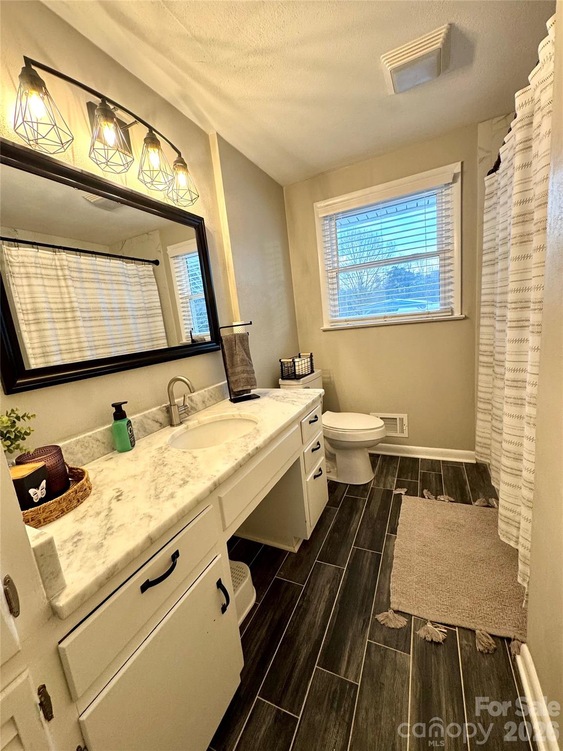 Cloverdale - Residential