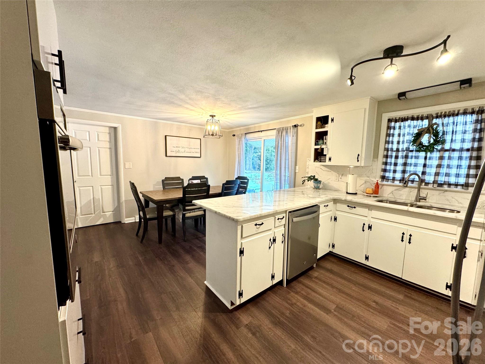 Cloverdale - Residential