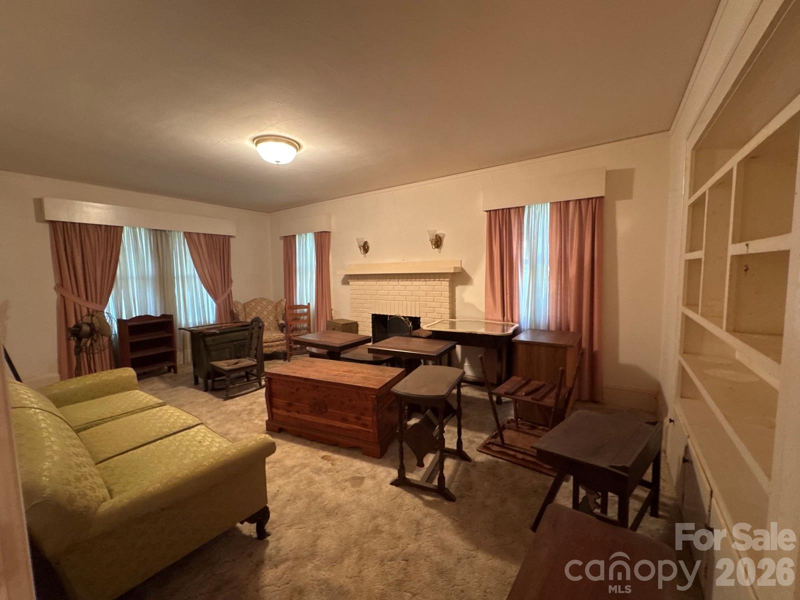 34012 Kingsley Drive