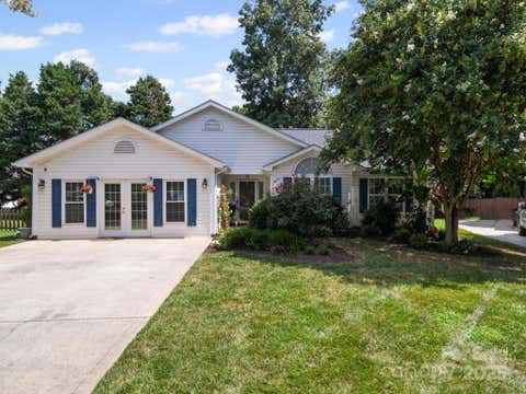 Photo for 4135 Medford Drive NW