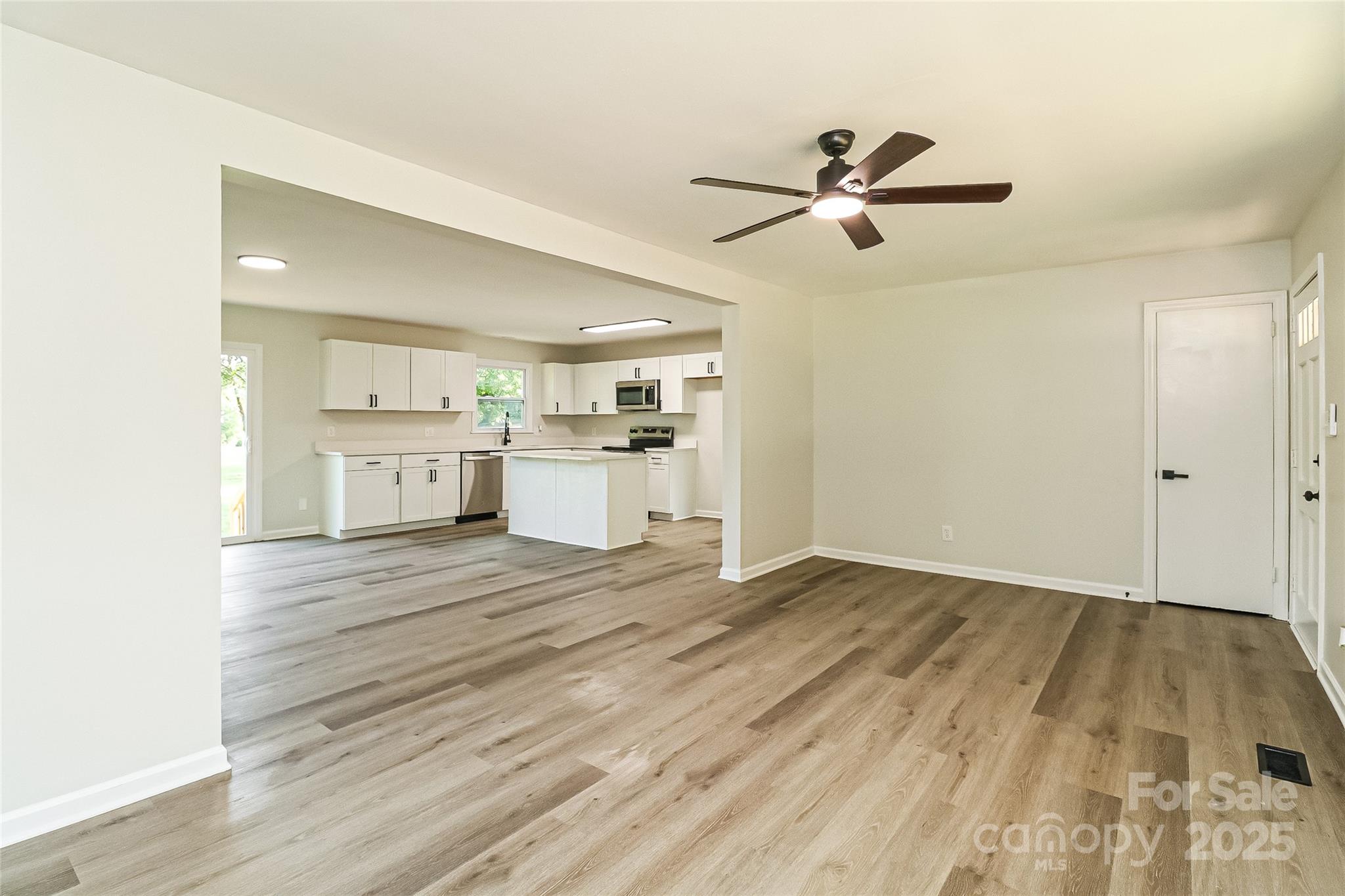 156 Woodhill Drive