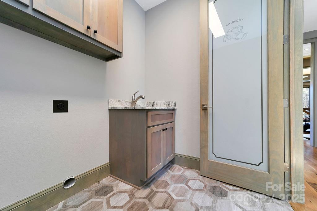 Connestee Falls - Residential