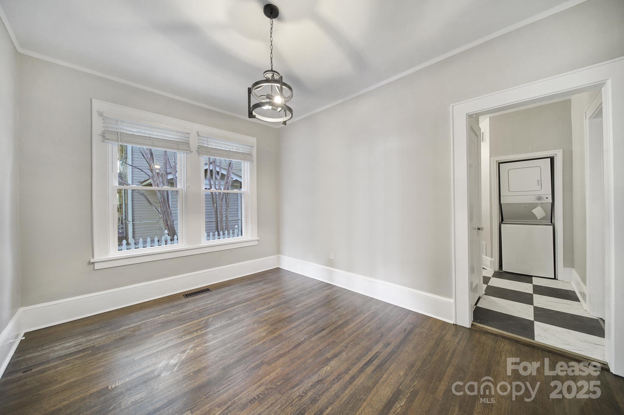 1512 Sunnyside Avenue 2