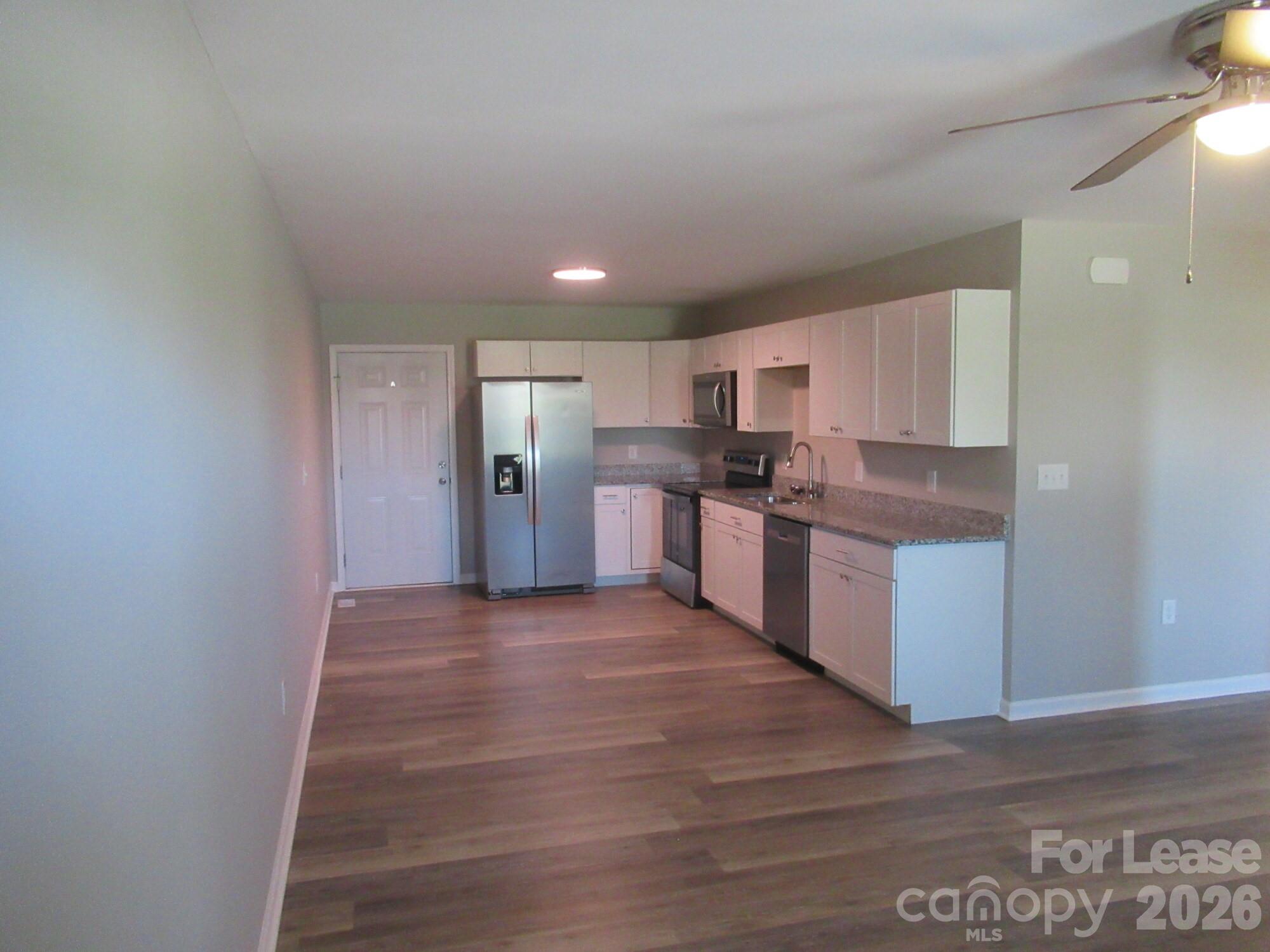 405 Northbrook III School Road