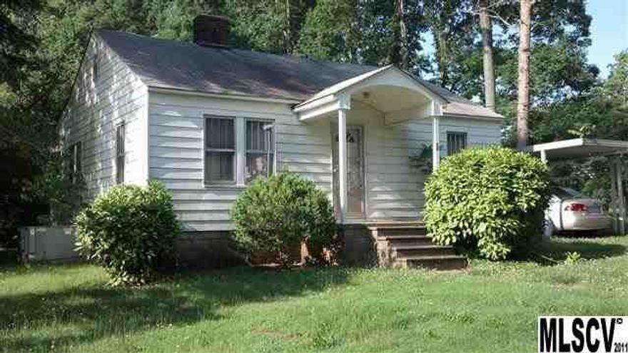 Make an offer on this cute home. Wired storage building included on property. Great starter home or investment opportunity. Rooms are spacious and most of the home has hardwood floors.