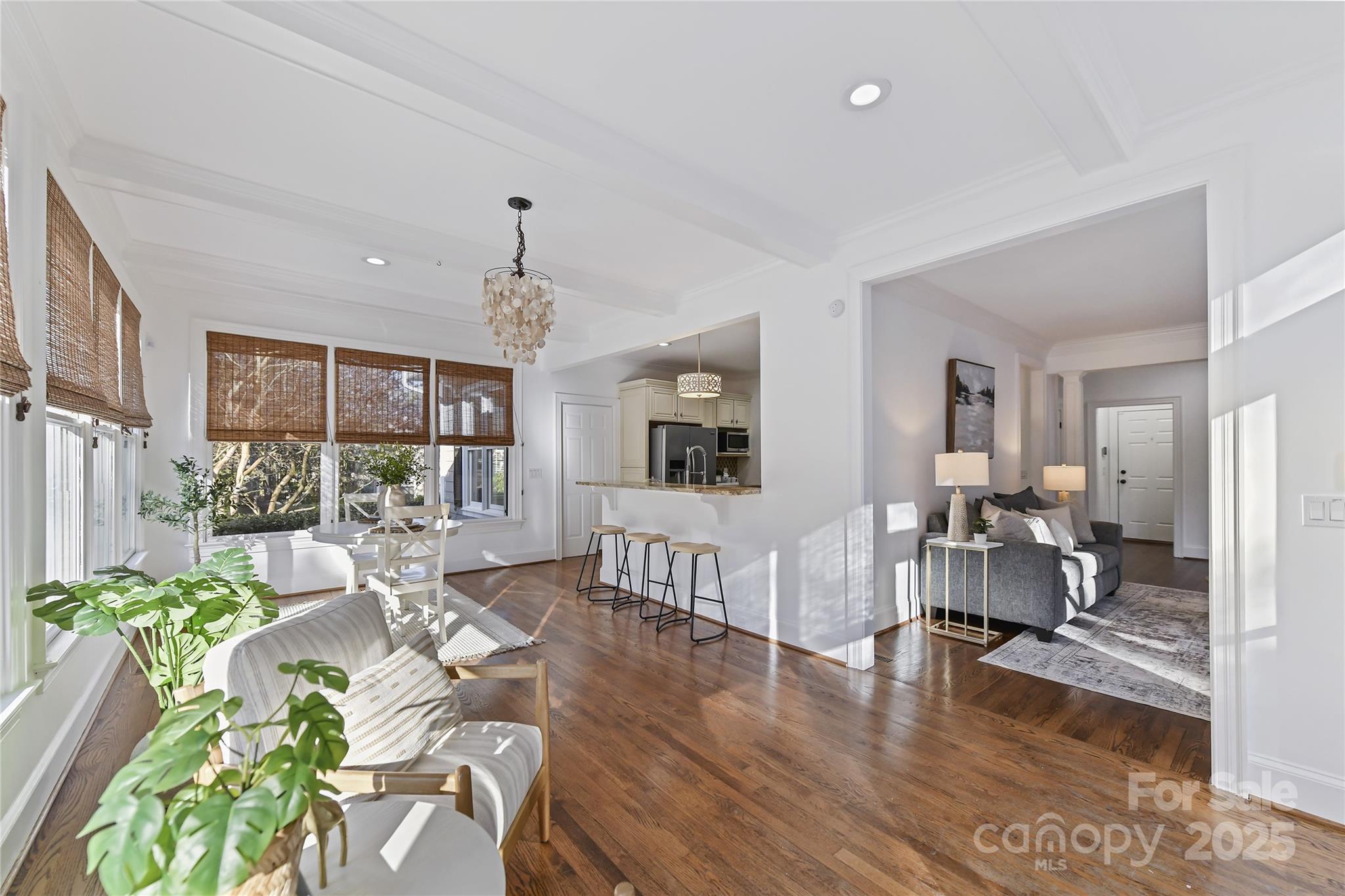 The Peninsula - Residential