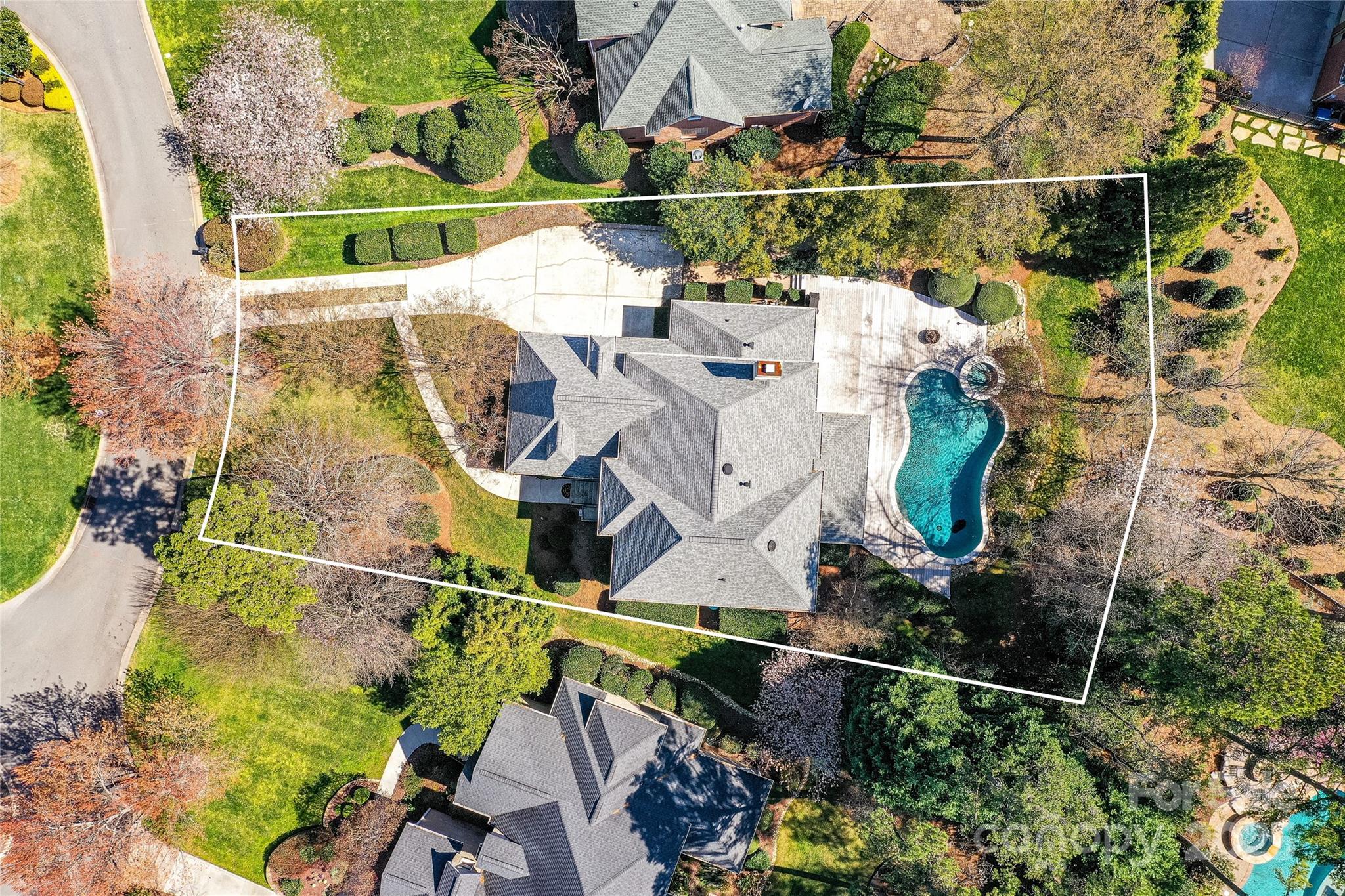 The Peninsula - Residential